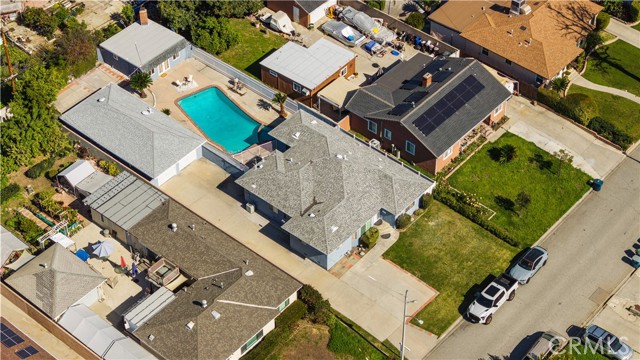 Image 43 of 50 For 11433 Elmcrest