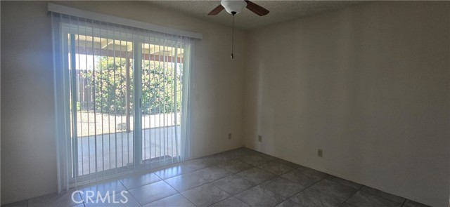 Detail Gallery Image 10 of 18 For 1871 Calle Pasito, Hemet,  CA 92545 - 2 Beds | 1 Baths