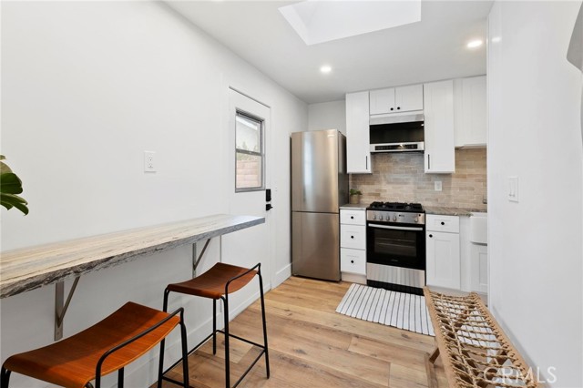 Detail Gallery Image 4 of 12 For 25475 Nicks Ave #B,  Loma Linda,  CA 92354 - 1 Beds | 1 Baths