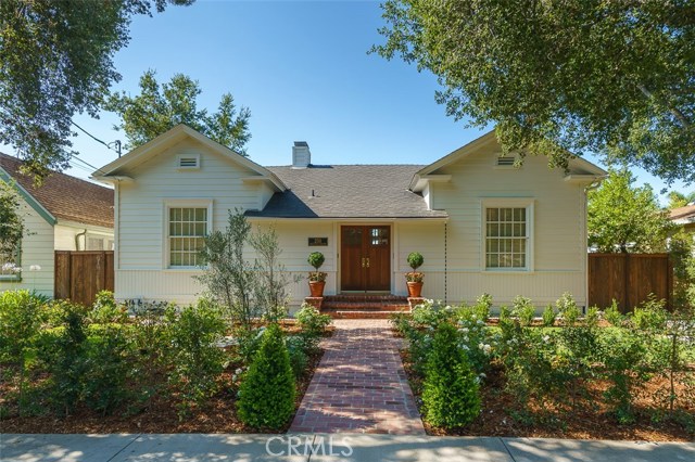 Photo of 250 W Highland Avenue, Sierra Madre, CA 91024