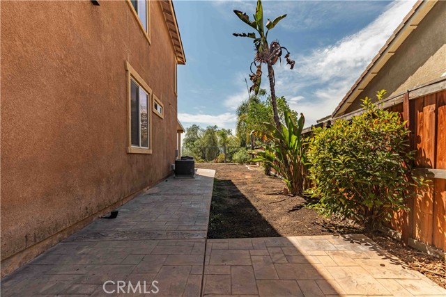 Detail Gallery Image 30 of 70 For 7484 Sequoia Ln, Highland,  CA 92346 - 5 Beds | 3/1 Baths