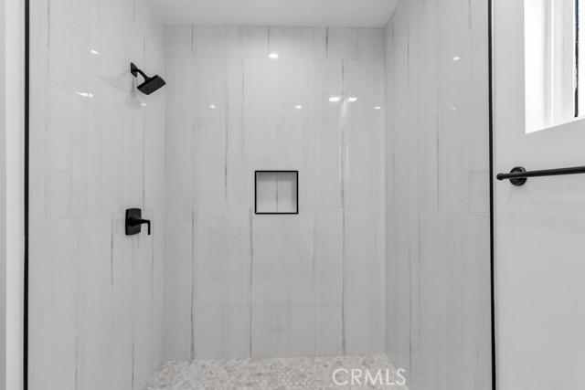 629 Olive Avenue, Long Beach CA: https://media.crmls.org/medias/7c8279da-1464-42e1-b0ff-71c09511ed4d.jpg