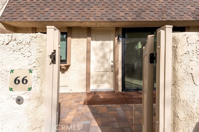 Detail Gallery Image 4 of 27 For 6201 Shoup Ave #66,  Woodland Hills,  CA 91367 - 1 Beds | 2 Baths