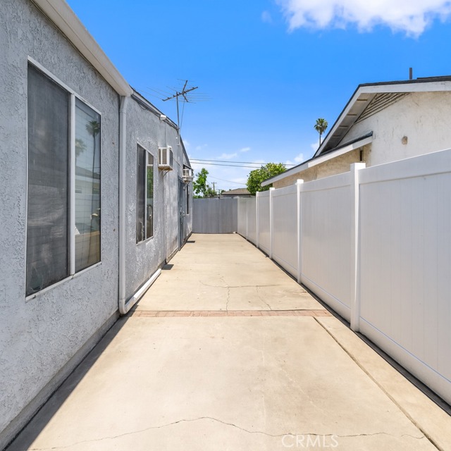 Detail Gallery Image 10 of 15 For 10422 Patricia, Garden Grove,  CA 92840 - 7 Beds | 3 Baths