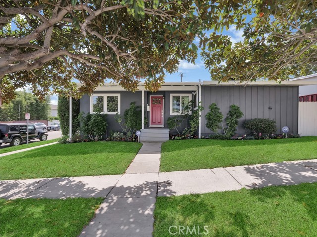 1220 Keats Street, Manhattan Beach, California 90266, 3 Bedrooms Bedrooms, ,1 BathroomBathrooms,Residential,Sold,Keats,SB21223620