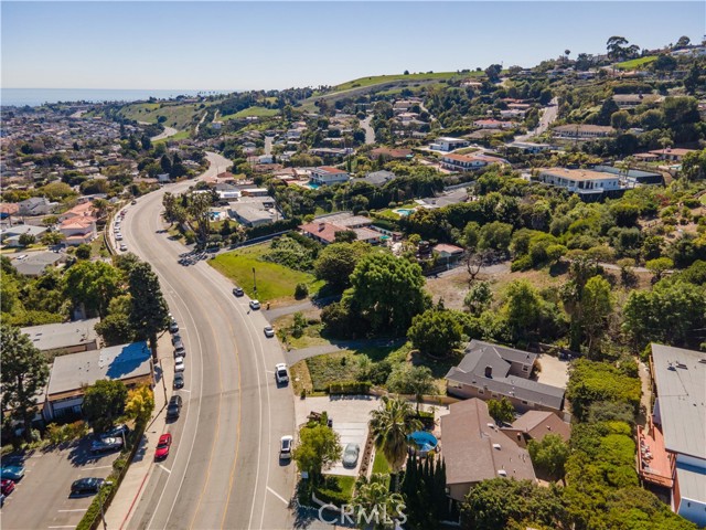 4405 Miraleste Drive, Rancho Palos Verdes, California 90275, 2 Bedrooms Bedrooms, ,2 BathroomsBathrooms,Residential,Sold,Miraleste,SB22039217