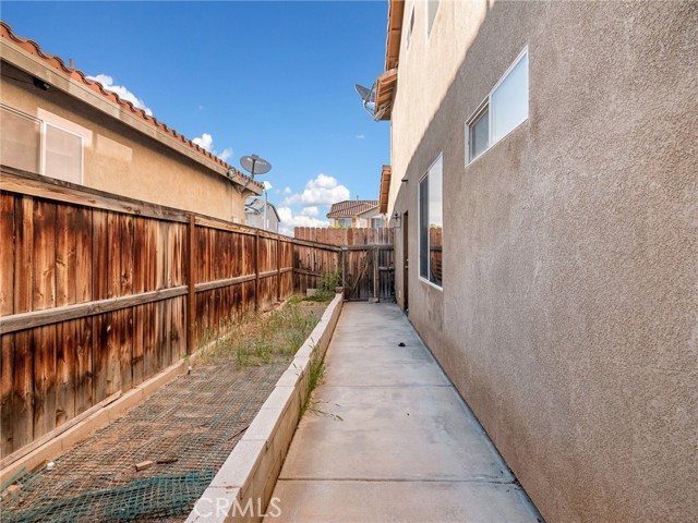 Detail Gallery Image 50 of 54 For 13647 Copper St, Victorville,  CA 92394 - 4 Beds | 3 Baths