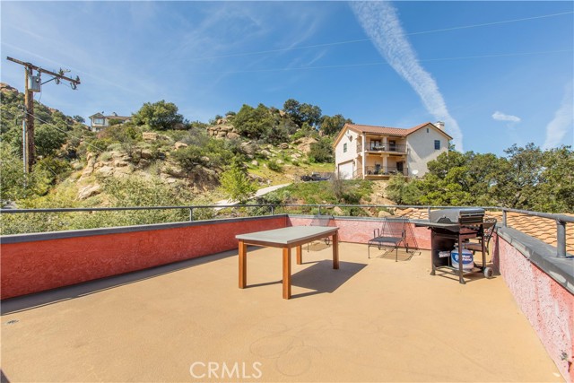7846 Lilac Lane, Simi Valley CA: https://media.crmls.org/medias/7c83b0ab-8563-4371-9a47-88c70b0d8d50.jpg