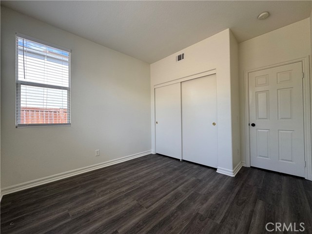 Detail Gallery Image 14 of 40 For 7069 Misty Meadow, Corona,  CA 92880 - 5 Beds | 3 Baths