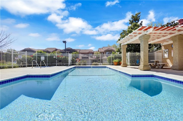 Detail Gallery Image 49 of 50 For 28102 Bobwhite #3,  Saugus,  CA 91350 - 3 Beds | 2/1 Baths