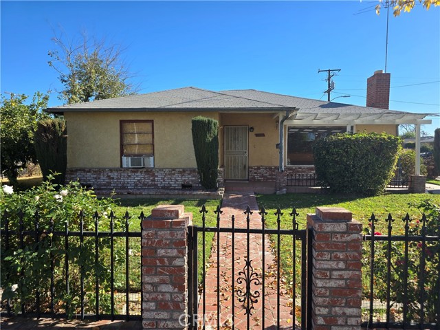 Detail Gallery Image 1 of 5 For 360 S Harvard St, Hemet,  CA 92543 - 3 Beds | 2 Baths