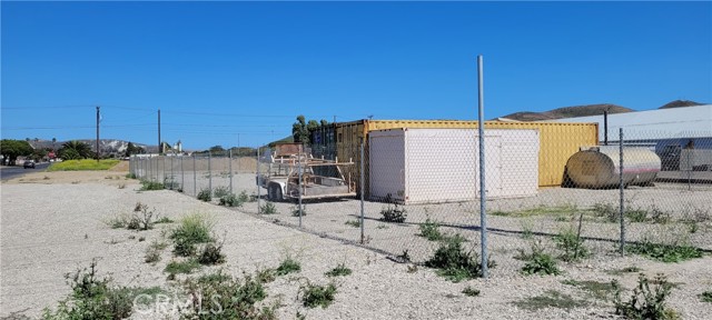 400 E Laurel Avenue, Lompoc, CA, 93436 400 E Laurel Avenue, Lompoc, CA, 93436