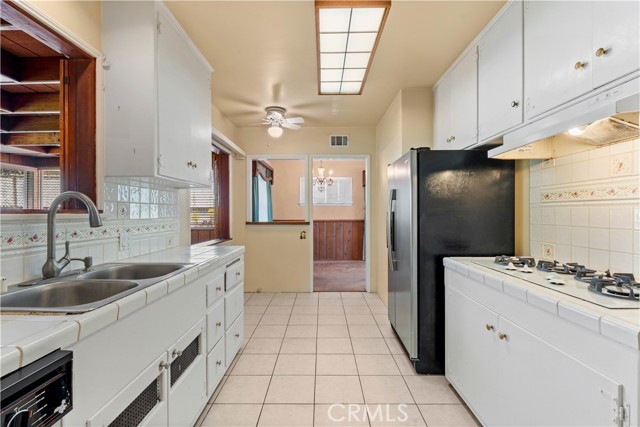 Detail Gallery Image 13 of 39 For 5218 Veronica St, Los Angeles,  CA 90008 - 3 Beds | 2 Baths