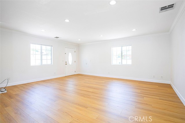 Detail Gallery Image 16 of 50 For 10531 Greenburn Ave, Sunland,  CA 91040 - 5 Beds | 4 Baths