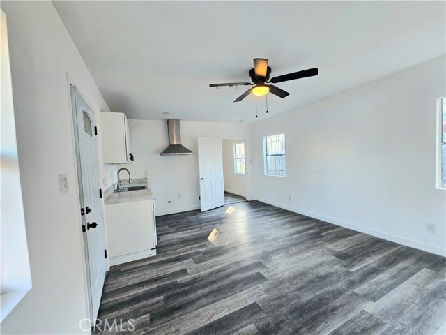 Detail Gallery Image 16 of 18 For 1555 E 107th, Los Angeles,  CA 90002 - 3 Beds | 2 Baths