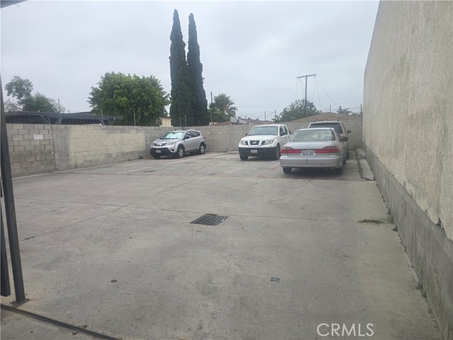 5526 Clara Street, Bell Gardens CA: https://media.crmls.org/medias/7c851bc2-5b9f-465e-8f8d-de2c77d79dfd.jpg