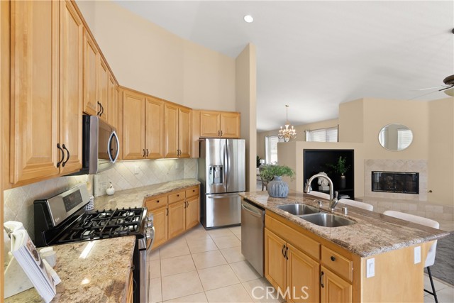 40050 CORTE FORTUNA, Murrieta CA: https://media.crmls.org/medias/7c867b4a-1338-4396-a09b-a91585b1361a.jpg