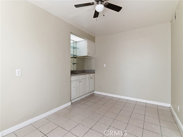 Detail Gallery Image 14 of 40 For 19745 Lull St, Winnetka,  CA 91306 - 4 Beds | 3 Baths