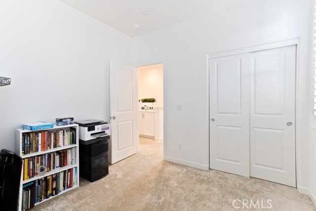 16040 Jamie Lane, Fontana CA: https://media.crmls.org/medias/7c87a459-23a2-4c12-955d-9c1abff2707e.jpg