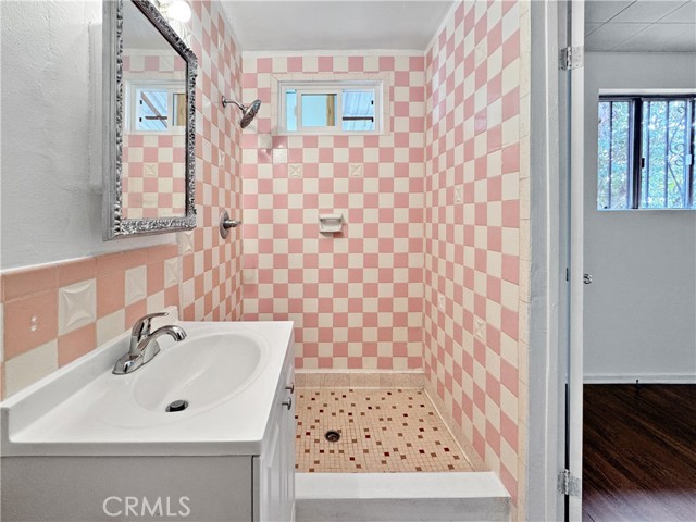 Detail Gallery Image 30 of 38 For 2676 Roseview, Los Angeles,  CA 90065 - – Beds | – Baths