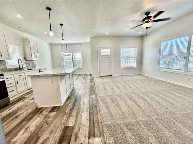 Detail Gallery Image 3 of 27 For 1536 S State St #28,  Hemet,  CA 92543 - 3 Beds | 2 Baths
