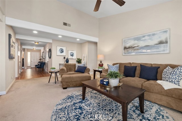 28501 Cano, Mission Viejo CA: https://media.crmls.org/medias/7c88fc22-e273-4c2b-b569-bcb49aaadd7a.jpg