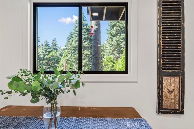 Detail Gallery Image 11 of 69 For 899 Blue Ridge, Lake Arrowhead,  CA 92385 - 3 Beds | 2 Baths
