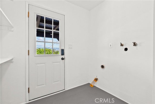 Detail Gallery Image 38 of 72 For 6172 Dalecrest Ave, Woodland Hills,  CA 91367 - 3 Beds | 2 Baths