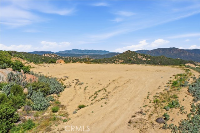 Detail Gallery Image 3 of 20 For 41591 Corte Vista Gusta, Murrieta,  CA 92562 - – Beds | – Baths