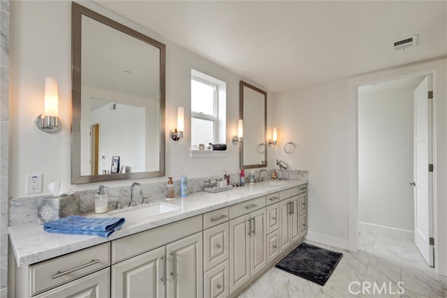 Owner's Bathroom