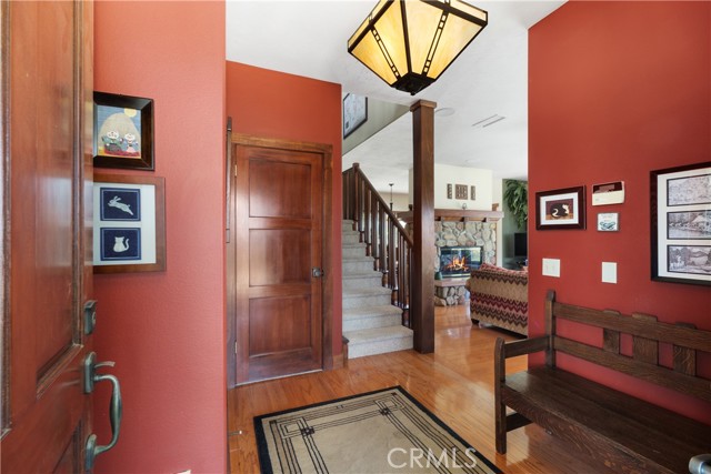 21475 Ridgedale Drive, Lake Mathews CA: https://media.crmls.org/medias/7c8b1612-f296-40a2-a425-4bc3d3e01b6e.jpg