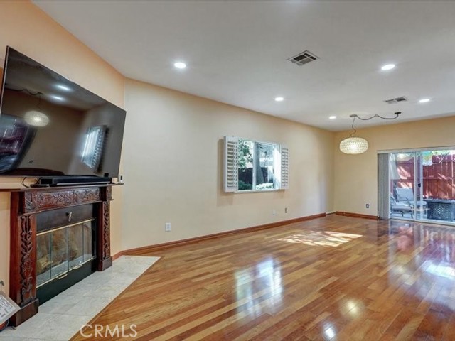10025 Topanga Canyon, 108 photo 6