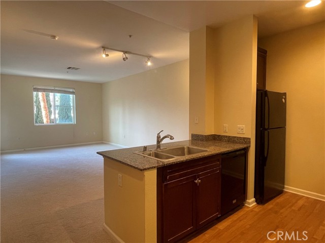 Detail Gallery Image 2 of 17 For 2344 Scholarship, Irvine,  CA 92612 - 1 Beds | 1 Baths