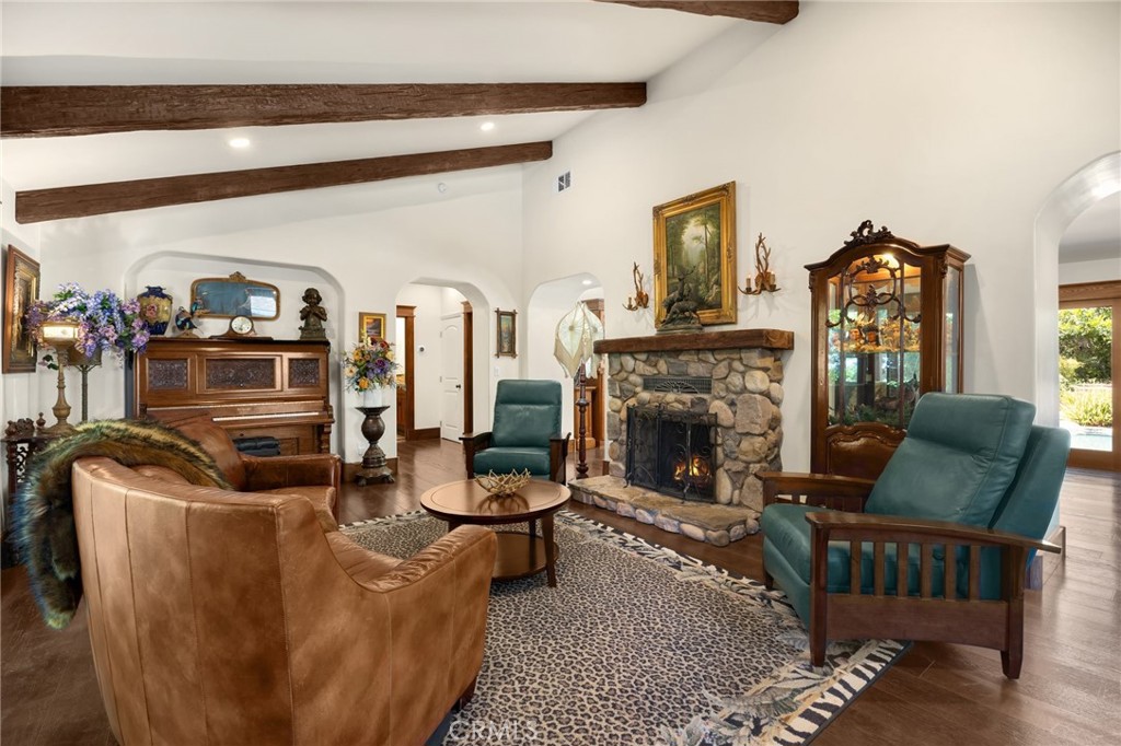 7c8beb54 6344 4e98 Bbb3 8bf73bafe1ce