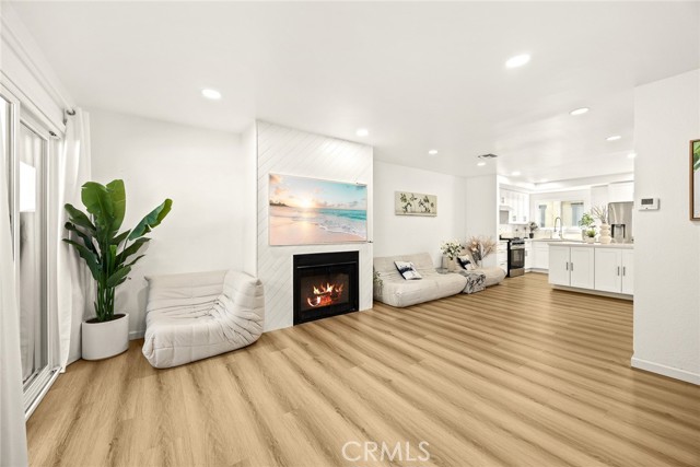 828 N Garfield Avenue, Alhambra CA: https://media.crmls.org/medias/7c8c3efb-2b40-443a-9394-be1f4d7c5064.jpg