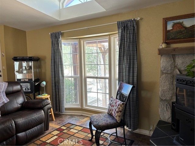 4060 Indian Peak Road, Mariposa CA: https://media.crmls.org/medias/7c8c7fb0-30f4-462b-b810-5ccf057b2ef3.jpg