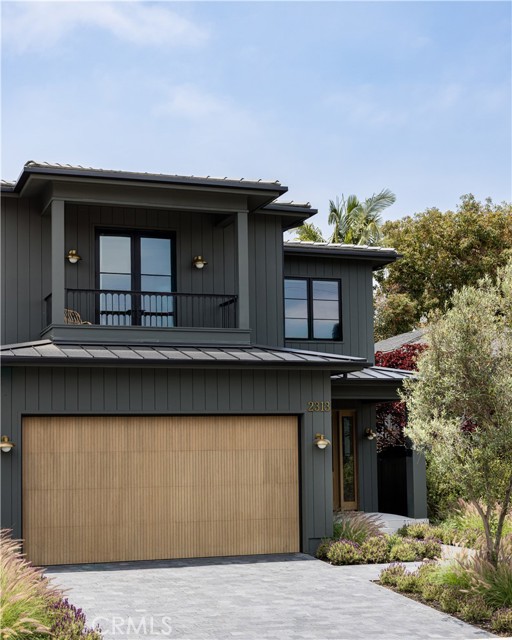 2313 Walnut Ave