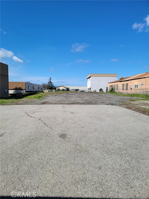 2351 Walnut Avenue, Signal Hill, California 90755, ,Commercial Lease,For Rent,2351 Walnut Avenue,CROC25065863