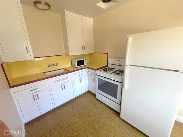 506 Avenida Victoria, San Clemente CA: https://media.crmls.org/medias/7c8da852-eb42-47d9-b89b-89ce202b29e2.jpg