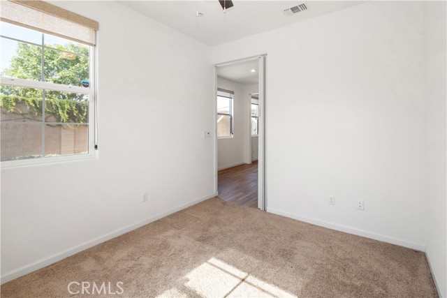 Detail Gallery Image 8 of 58 For 17 Medieval St, Merced,  CA 95341 - 4 Beds | 2/1 Baths
