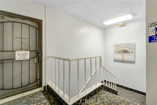 Image 31 of 57 For 401 4th Street