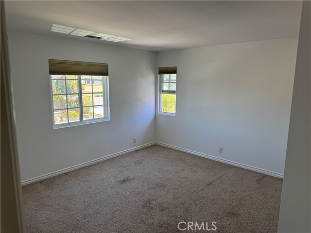 21041 Shaw Lane, Huntington Beach CA: https://media.crmls.org/medias/7c8e31fb-2b94-4c9a-995b-0ad87a809337.jpg