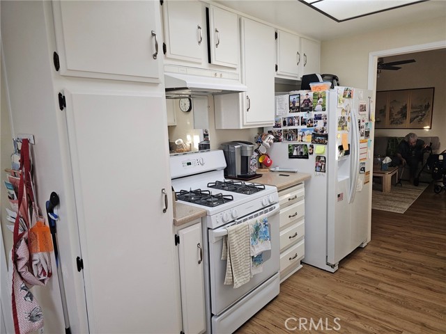 Detail Gallery Image 3 of 26 For 2637 Mirada St, Highland,  CA 92346 - 4 Beds | 2 Baths