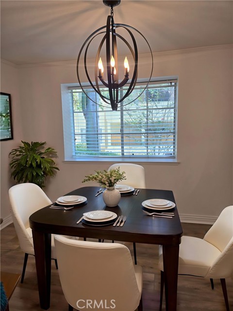 4201 Las Virgenes Road, Calabasas CA: https://media.crmls.org/medias/7c8f116e-5ed9-46a5-a565-f3014bbec2ac.jpg