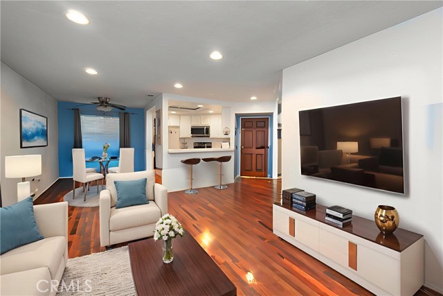 Front Image Thumbnail for CRIV25109616