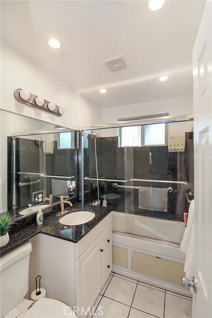 Detail Gallery Image 20 of 32 For 5102 Cheryl Dr, Huntington Beach,  CA 92649 - 4 Beds | 2 Baths
