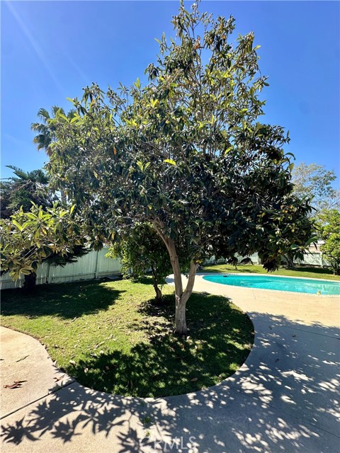 Detail Gallery Image 13 of 15 For 6415 Lederer, West Hills,  CA 91307 - 4 Beds | 2 Baths