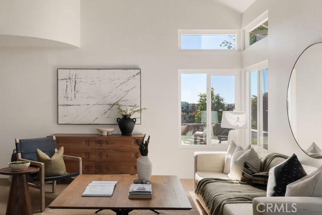 Detail Gallery Image 16 of 58 For 24912 Eaton Ln, Laguna Niguel,  CA 92677 - 4 Beds | 2/1 Baths