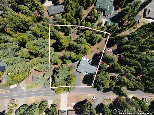 720 E Mountain Ridge Road, Lake Almanor CA: https://media.crmls.org/medias/7c91bfc3-50be-43e4-85bd-63049145f479.jpg