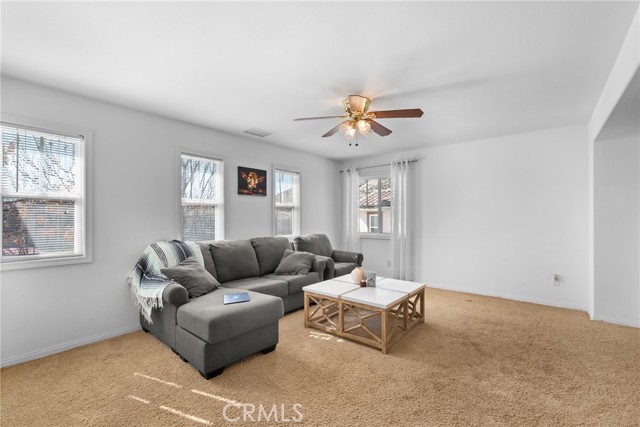 35424 Saddle Hill Road, Lake Elsinore CA: https://media.crmls.org/medias/7c920f16-a240-4912-a7e9-05a027127d2c.jpg